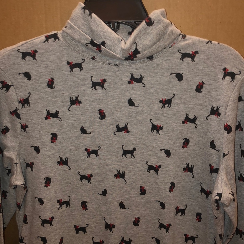 Karen Scott holiday kitty cat turtle neck.